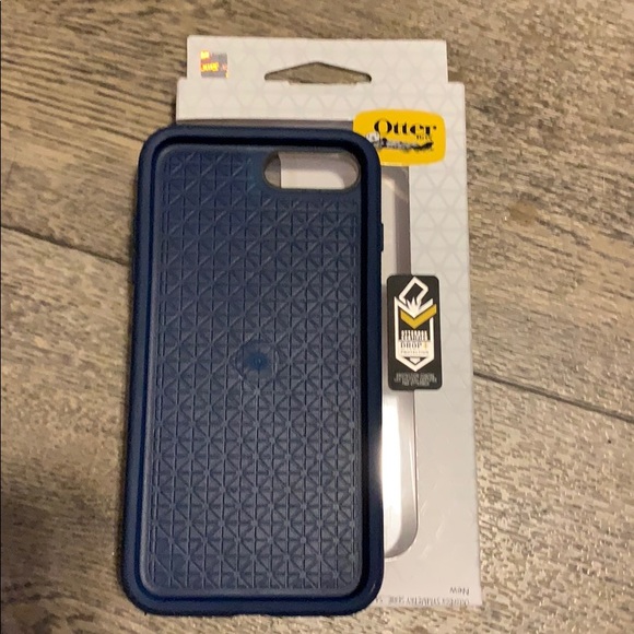 iPhone 7/8 plus pink Otterbox case - Picture 2 of 6